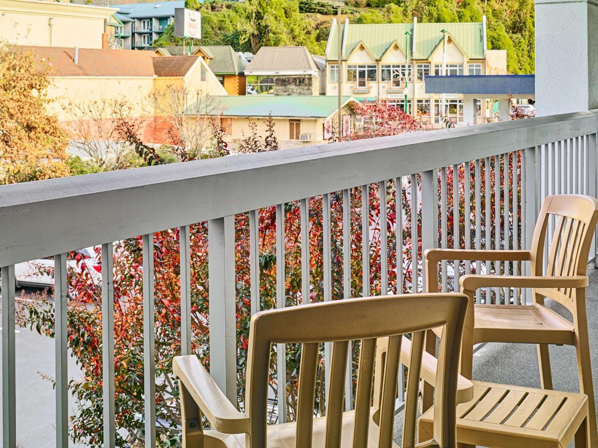 Hampton Inn Gatlinburg Exterior foto