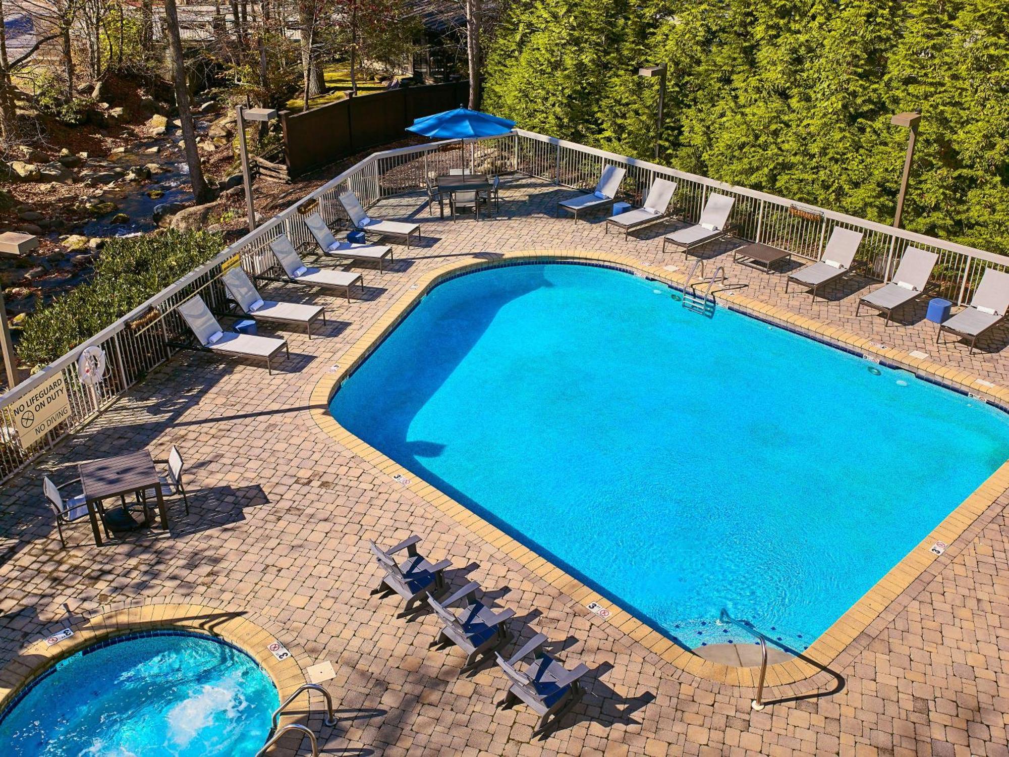 Hampton Inn Gatlinburg Exterior foto